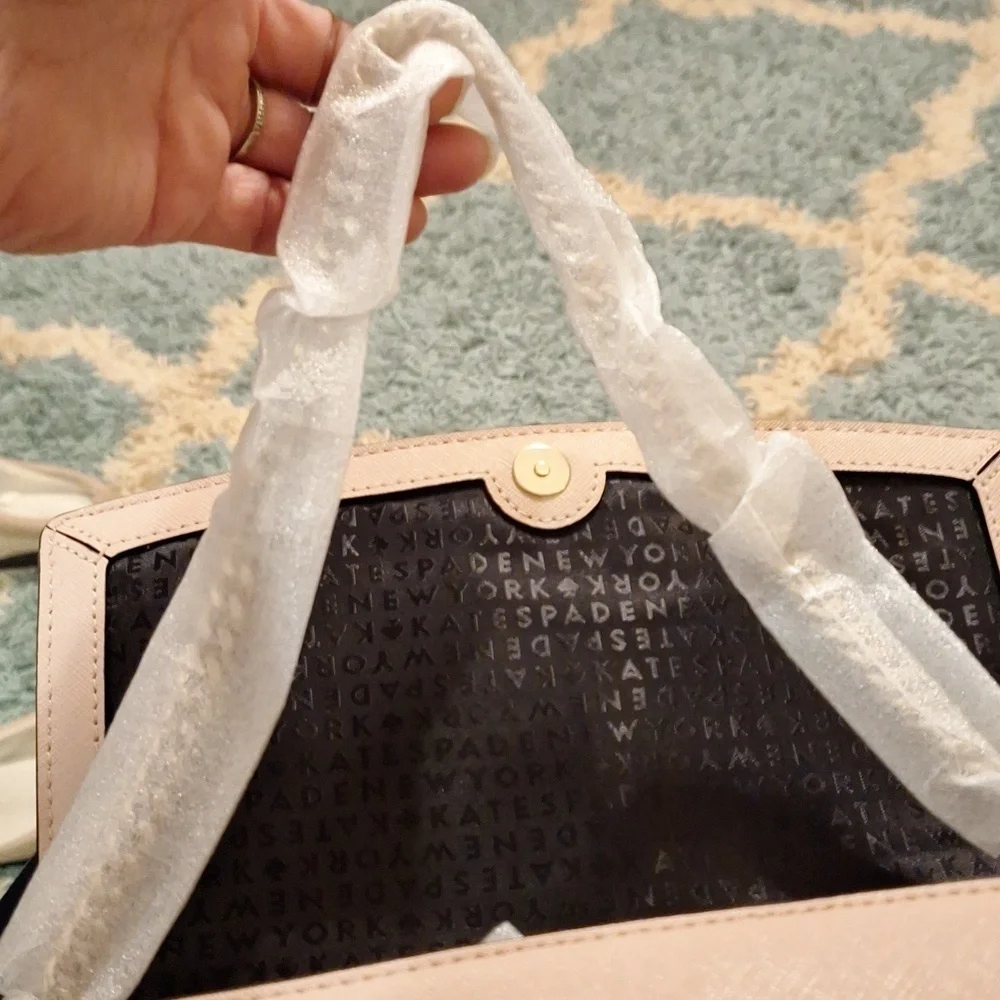 NWT Kate Spade Pink/black Laurel Way Crossbody
